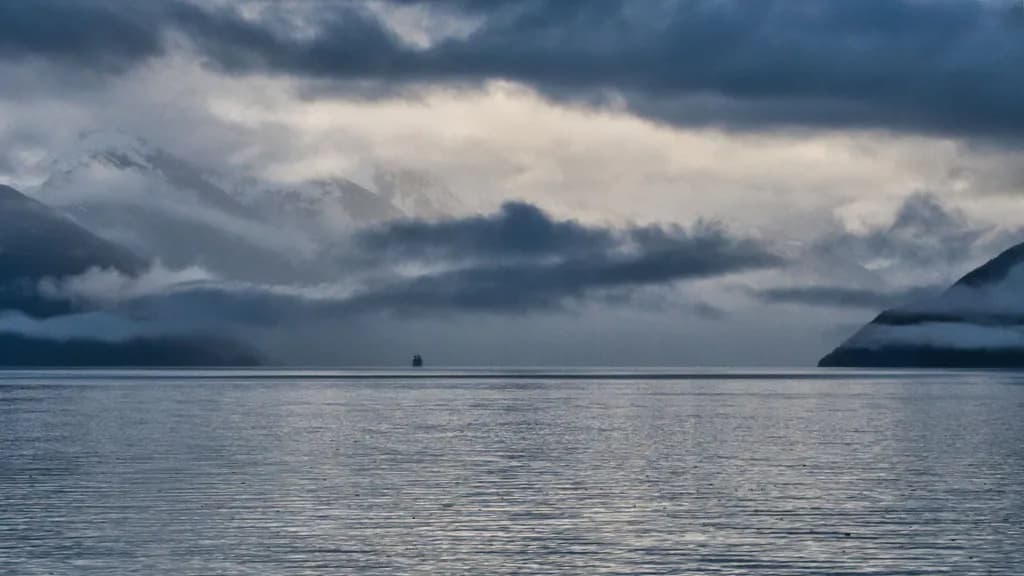 Entering Endicott Arm