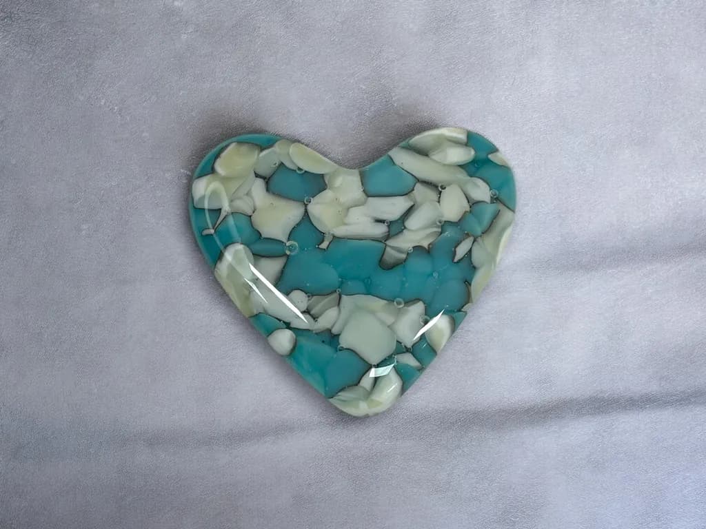 Heartfelt Elegance: Unique Blue and White Decorative Glass Art Piece