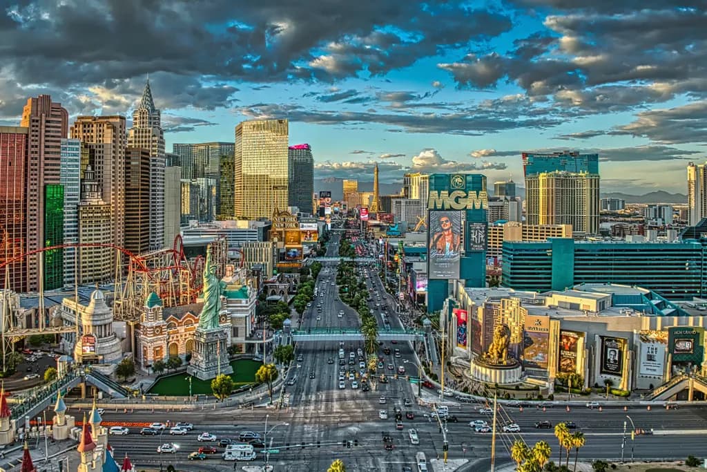 Vibrant Dreams: A Sunset Over the Las Vegas Strip