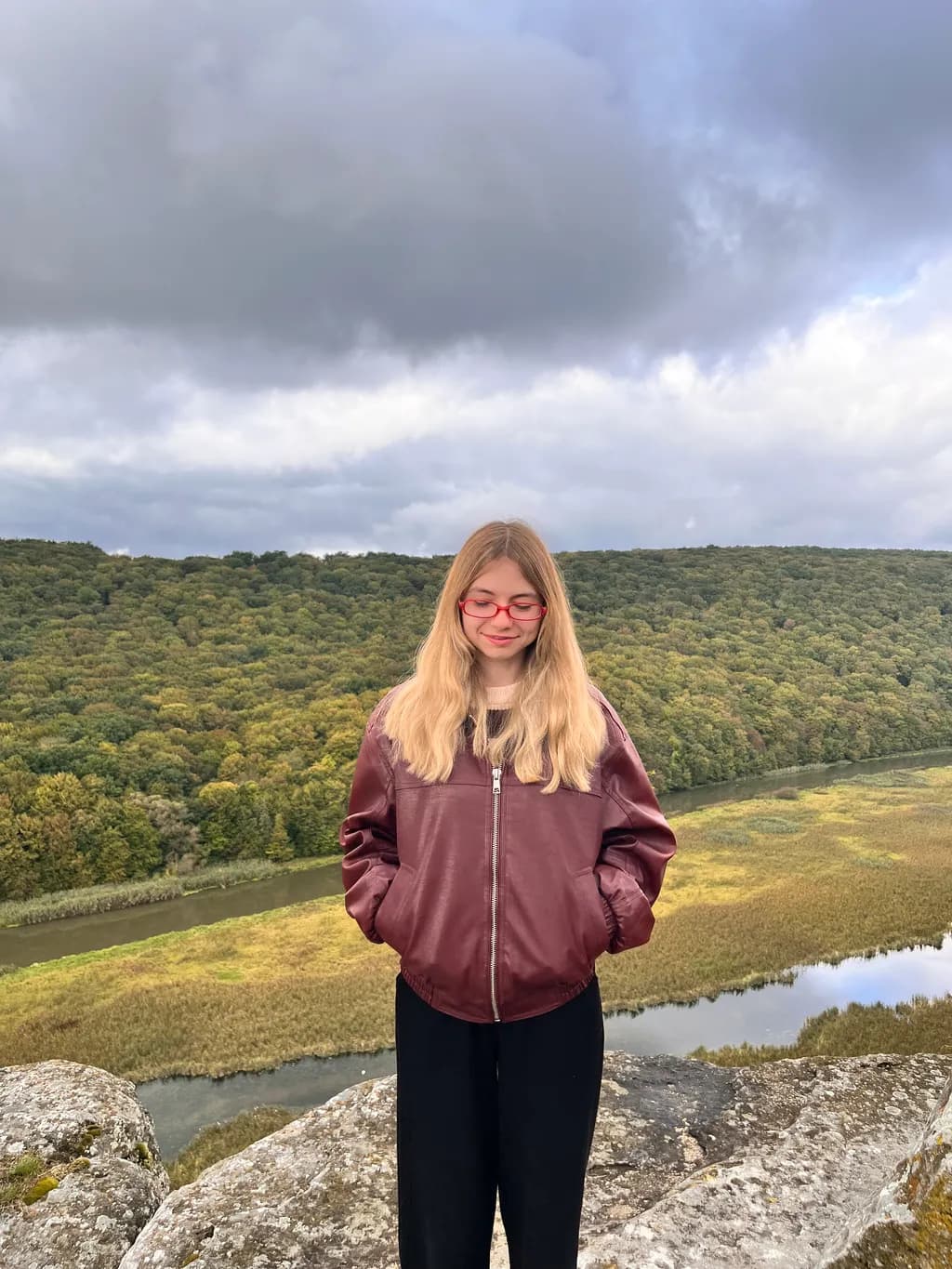 Serene Exploration: A Casual Encounter with Nature's Beauty