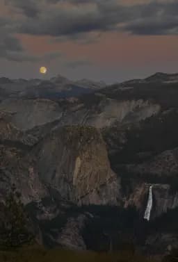 Moonrise at Yosemite