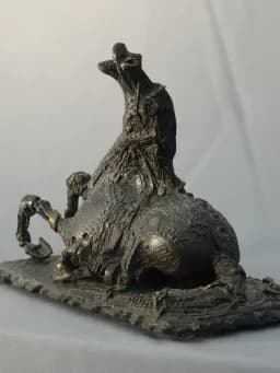 The Bird’s Unlikely Mount