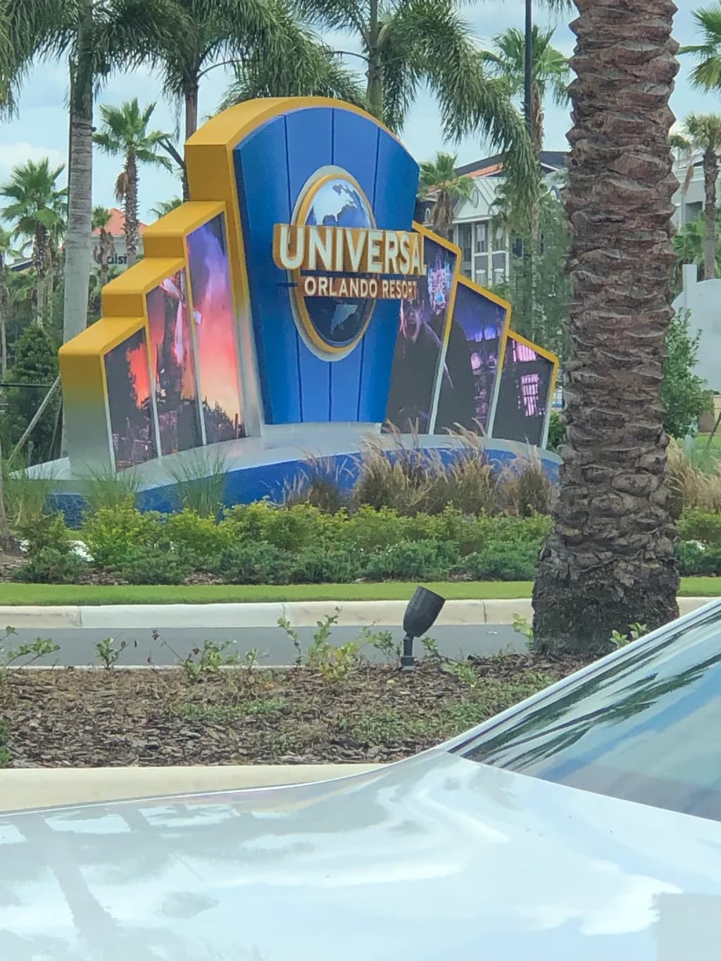 Universal Adventure Sign