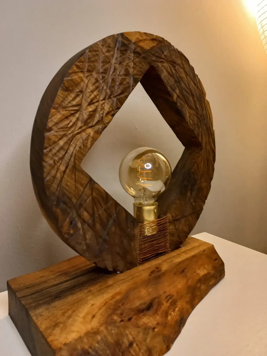Diamond Glow Lamp