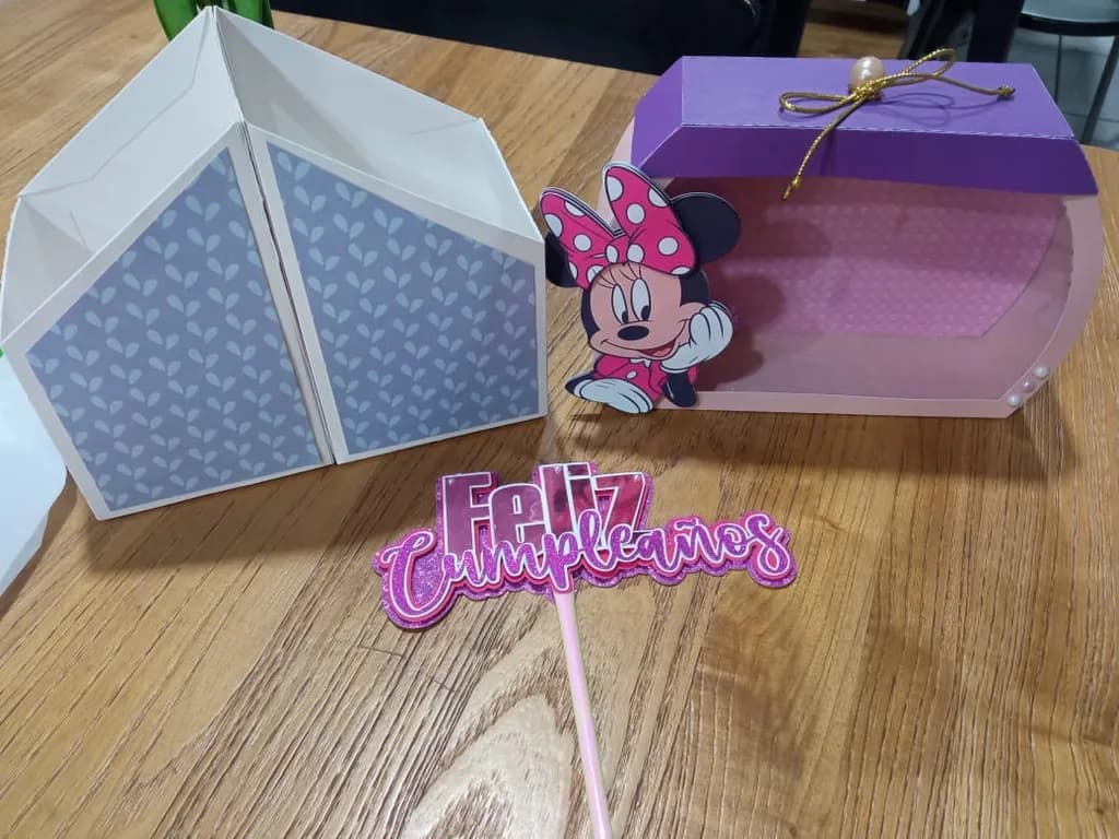 Minnie Birthday Gift Set