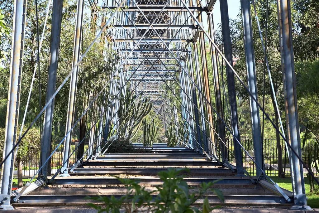 Structural Pathways