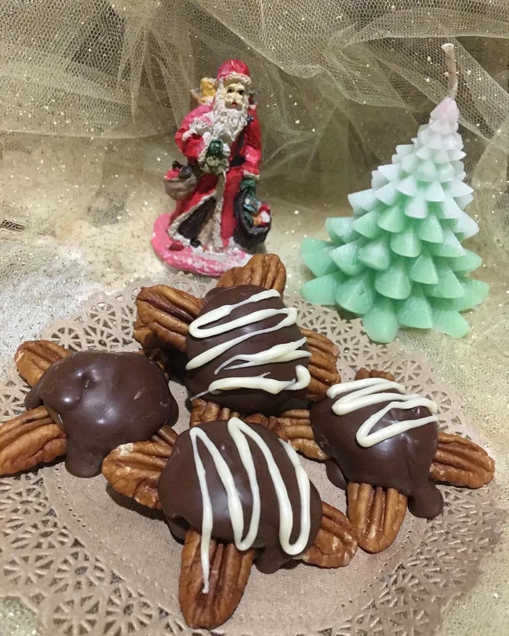 Chocolate Pecan Delights