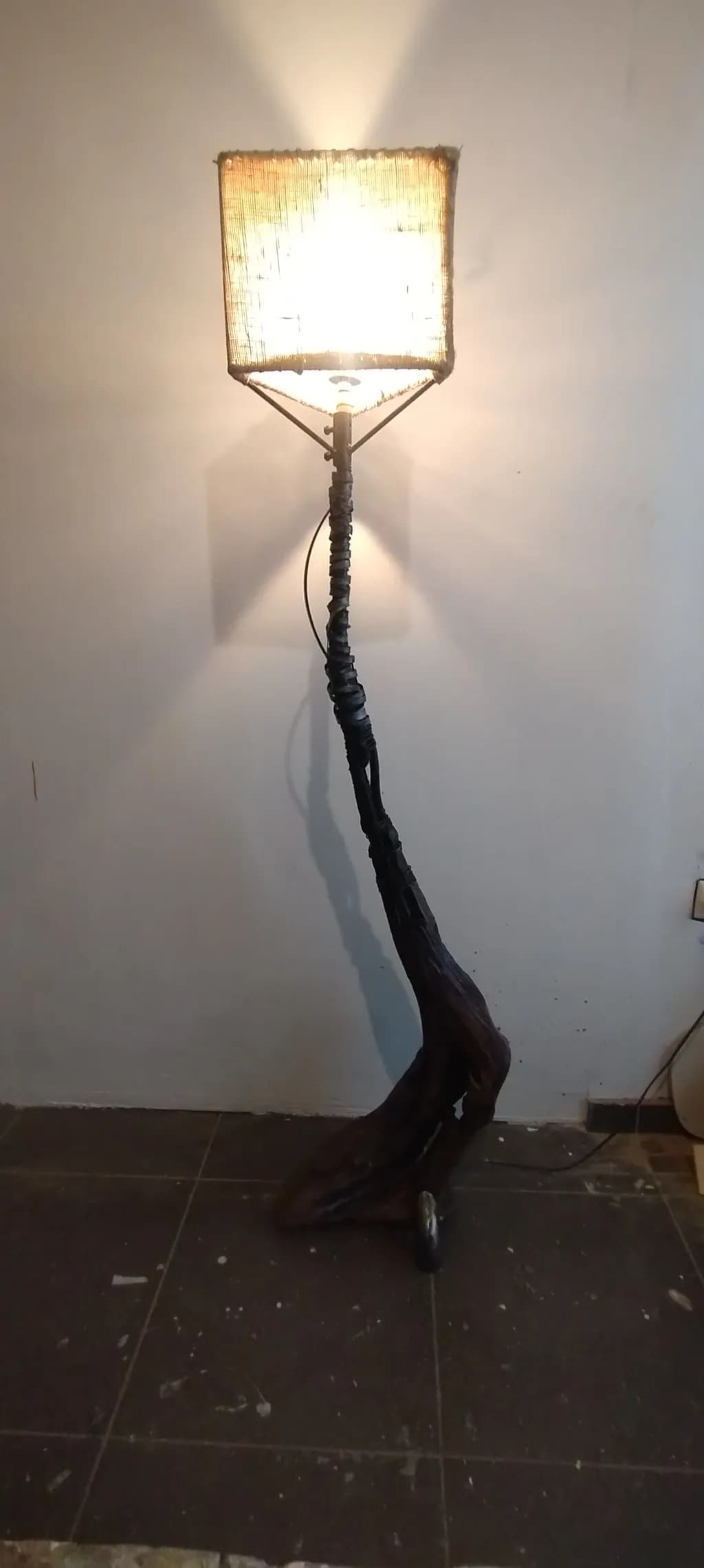 Organic Glow Lamp