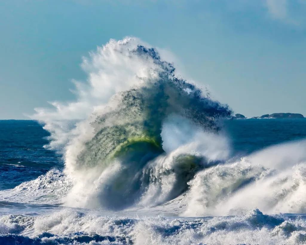 Dynamic Ocean Waves