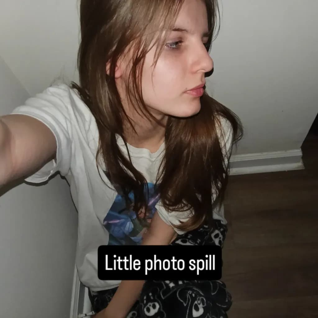 Photo Spill