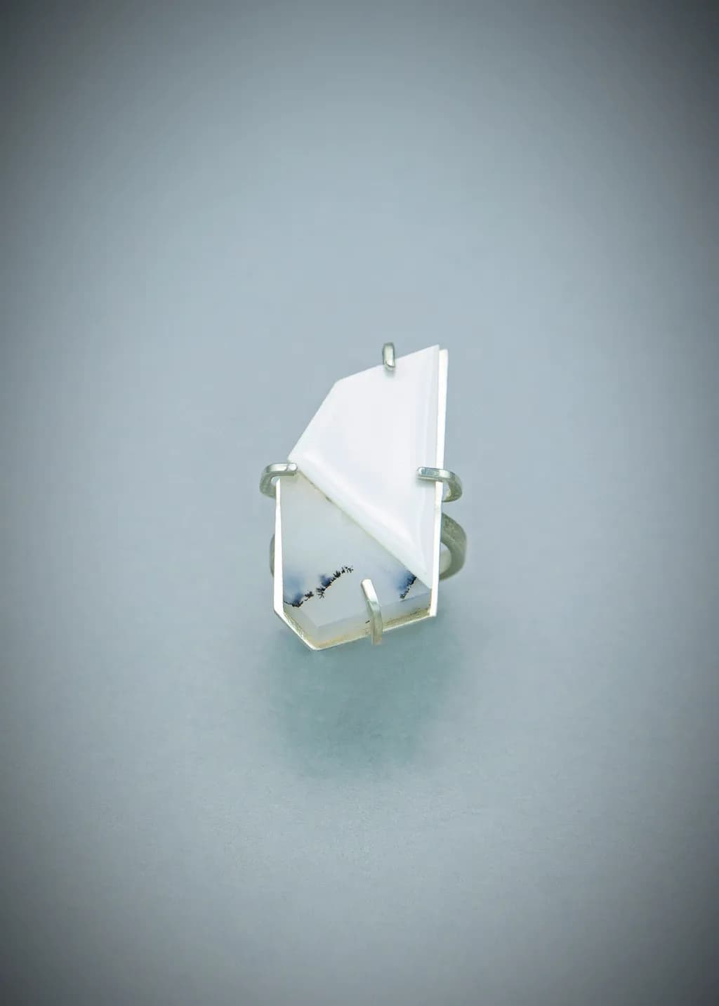 Geometric Elegance Ring