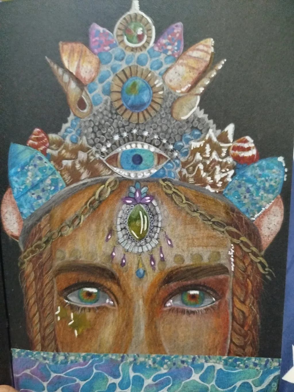 Crowned Allure