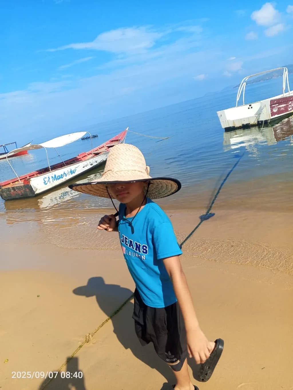 Beachside Explorer