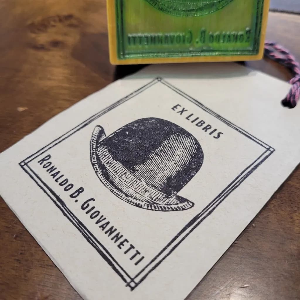 Ex Libris Hat