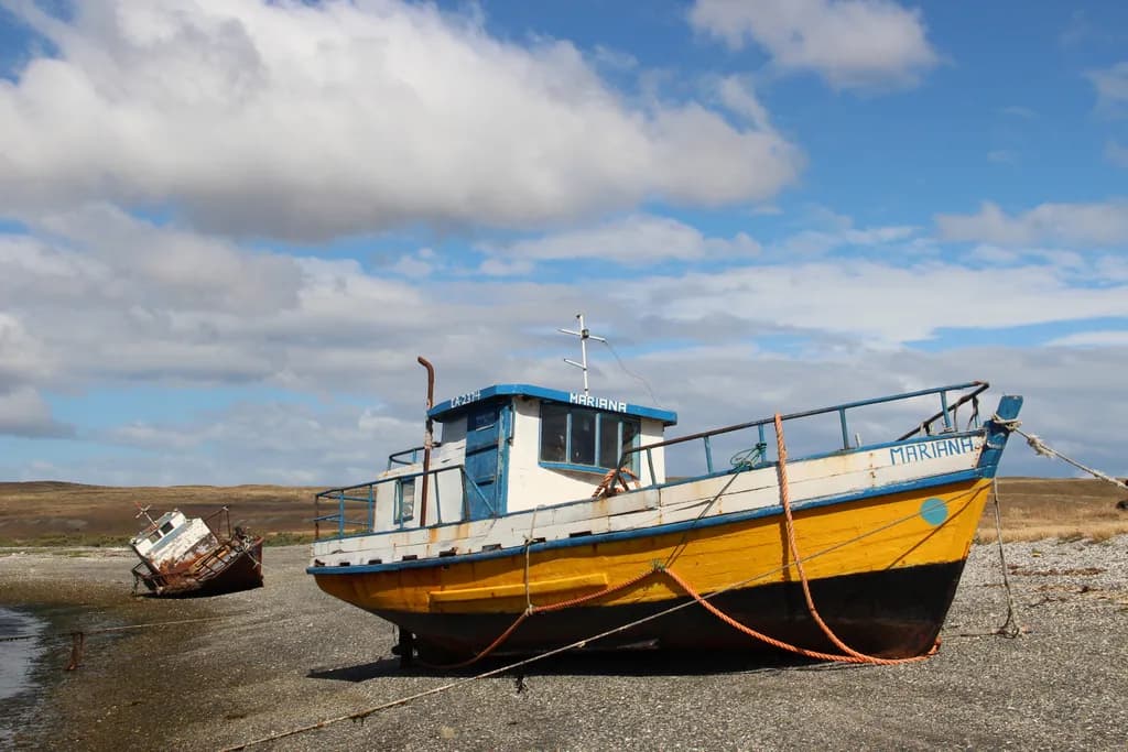 Mariana Boat
