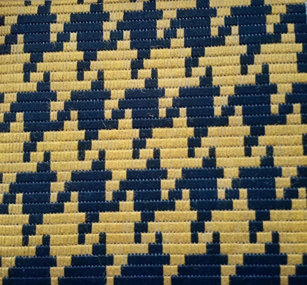 Navy Ochre Pulse