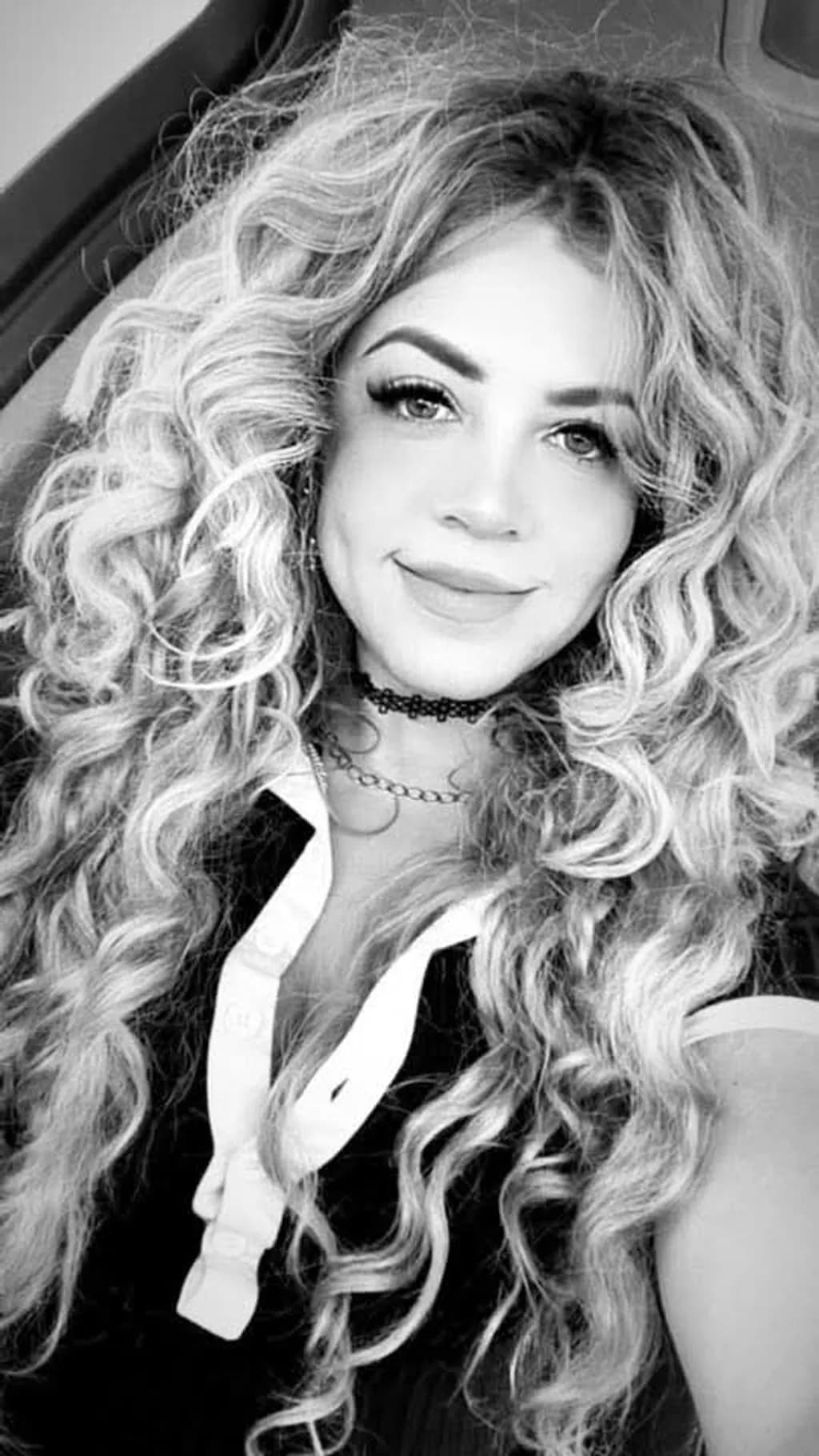 Curly Elegance
