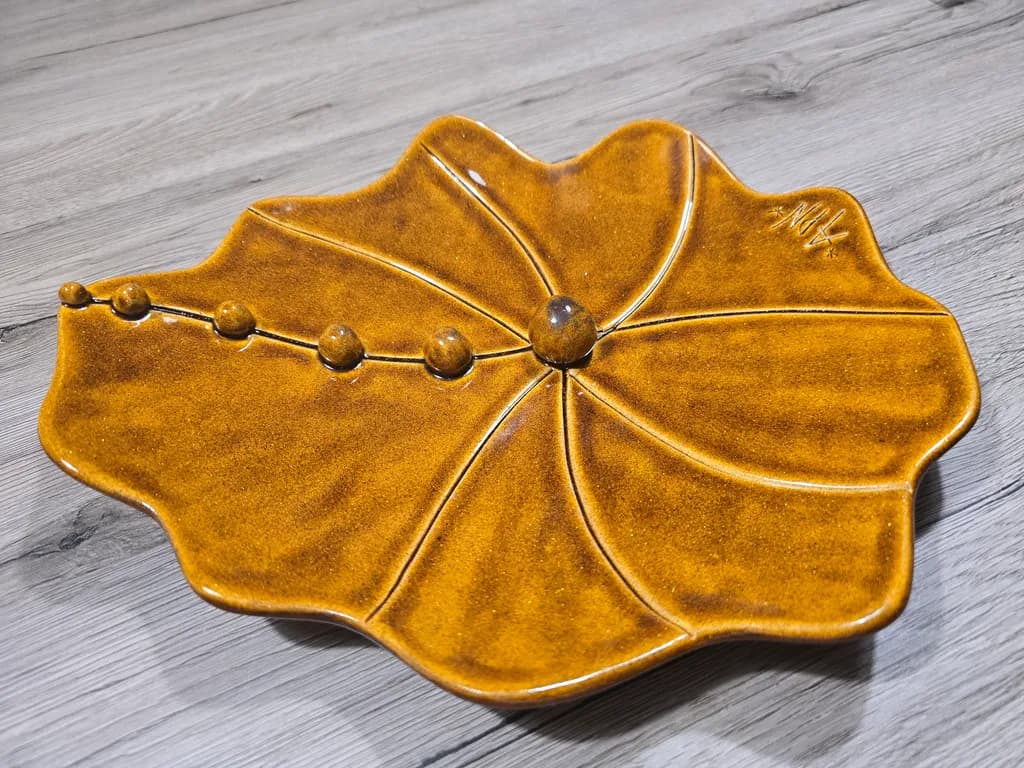Leafy Elegance