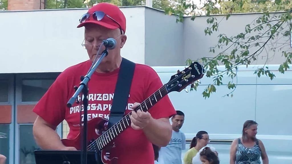 Street Serenade