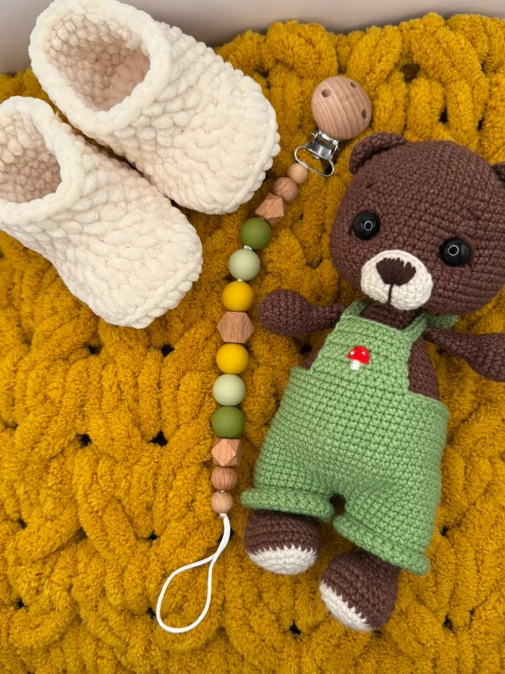 Cozy Companions Set