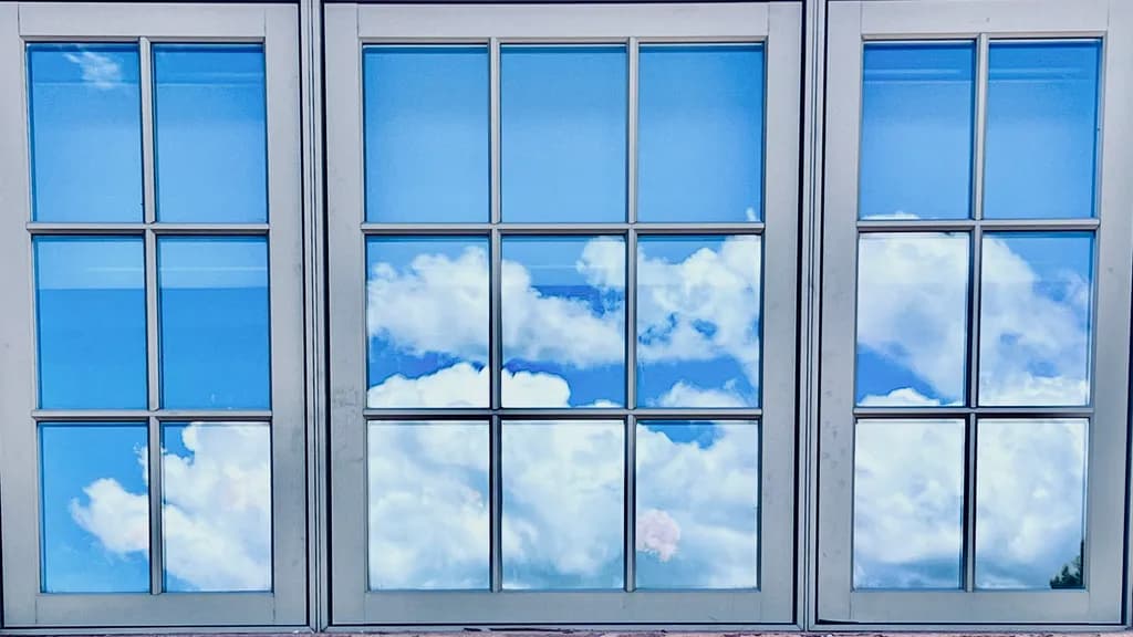 Skyframe Reflection