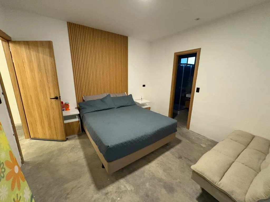 Minimalist Retreat