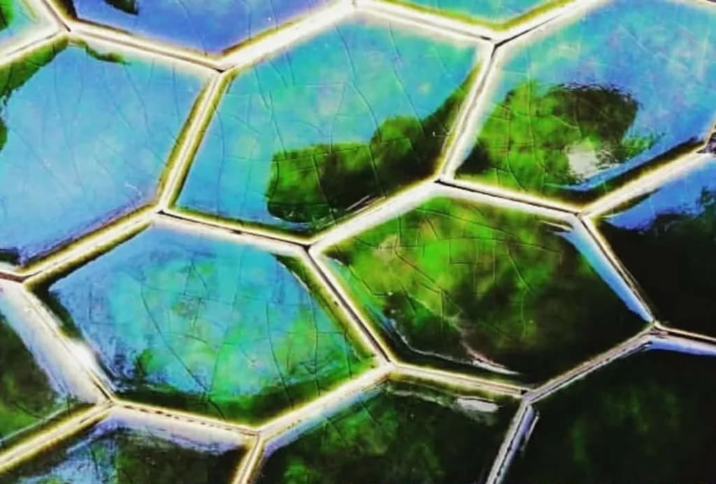 Hexagonal Reflections