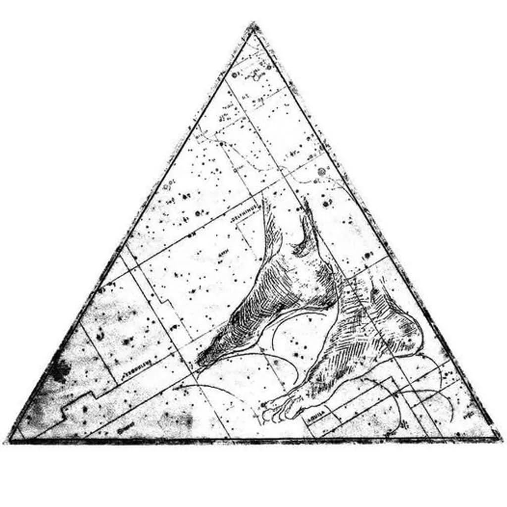 Triangular StepsWalking on Aquarious (piramid1)