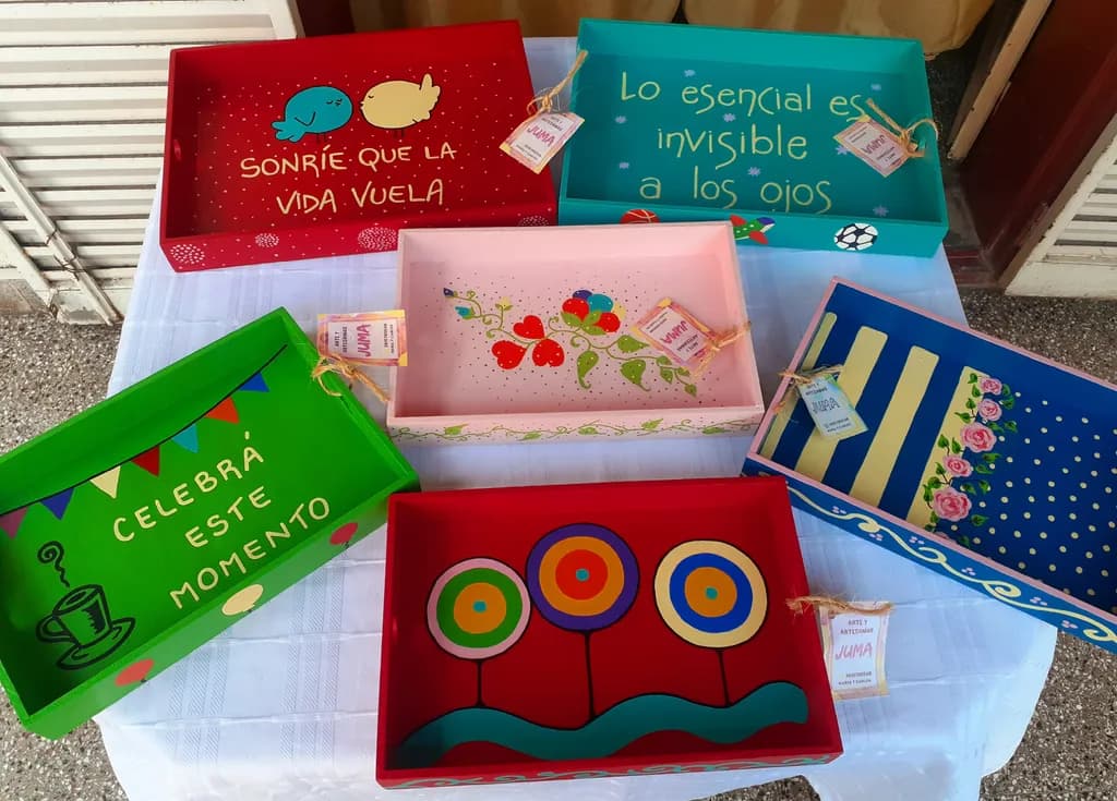 Joyful Trays Collection