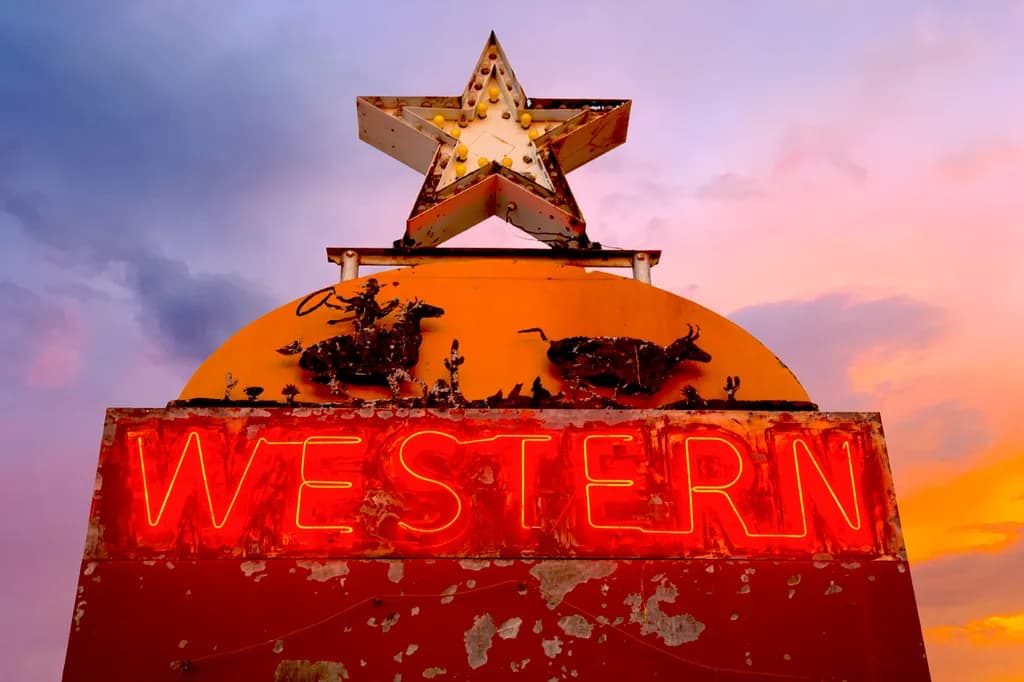 Western Motel Neon