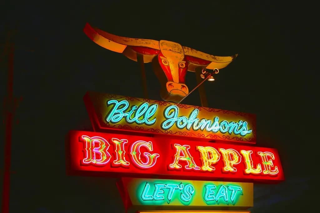 Bill Johnson's Let's Eat