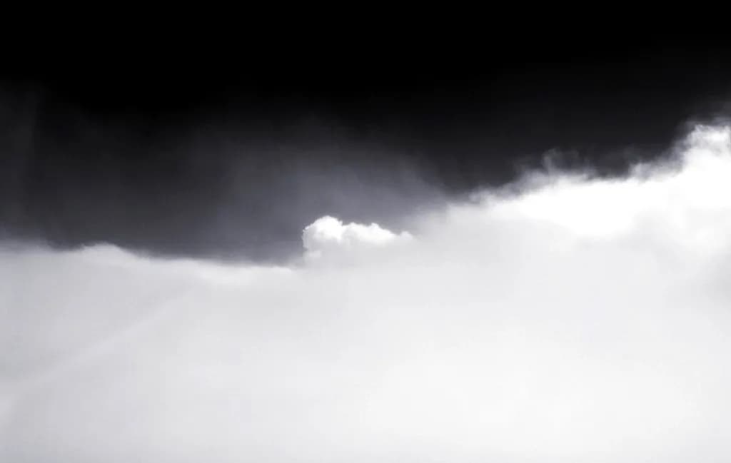 Cloudscape Contrast