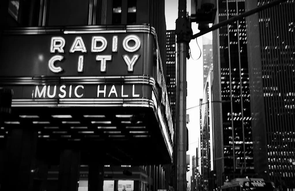 Radio City Noir