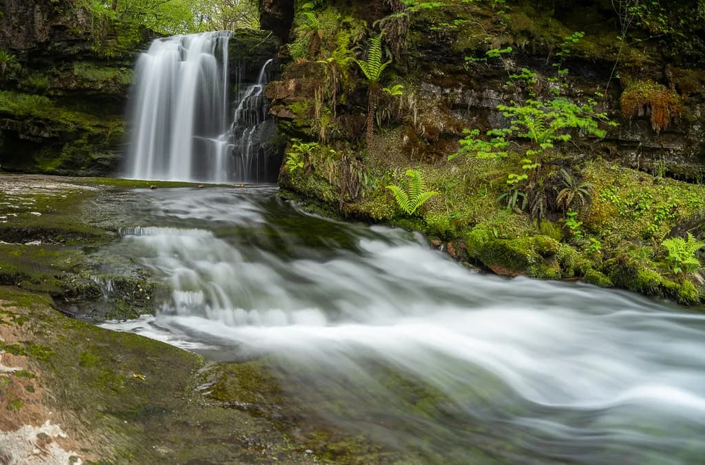 Mossfall Cascade