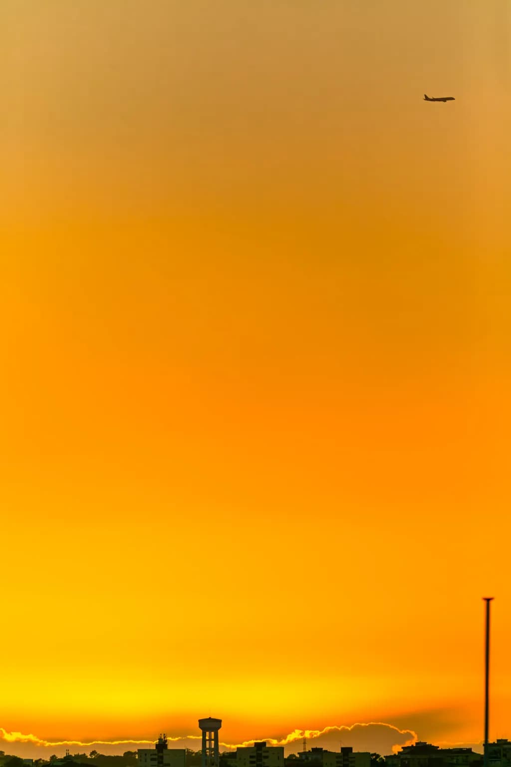 Golden Horizon