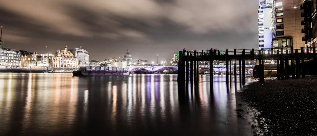 London in the Shadows