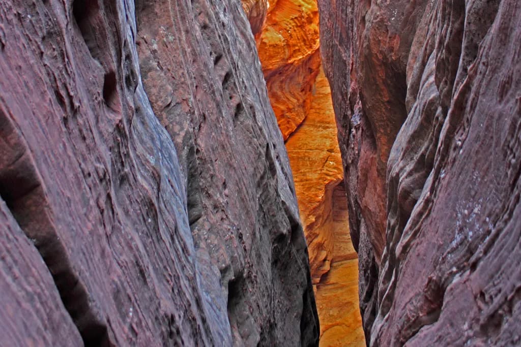 Shades of Amber Gorge