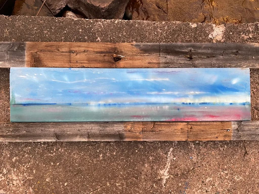 Fading Horizon