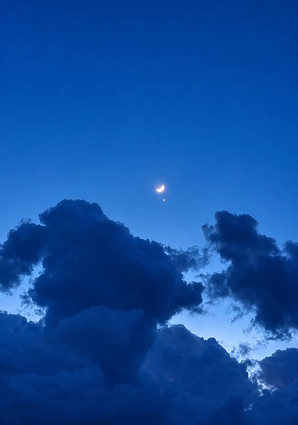 Crescent Glow