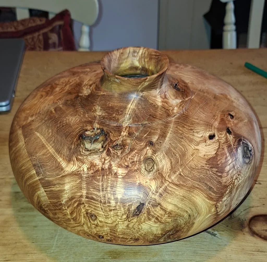 Knotwork Vase