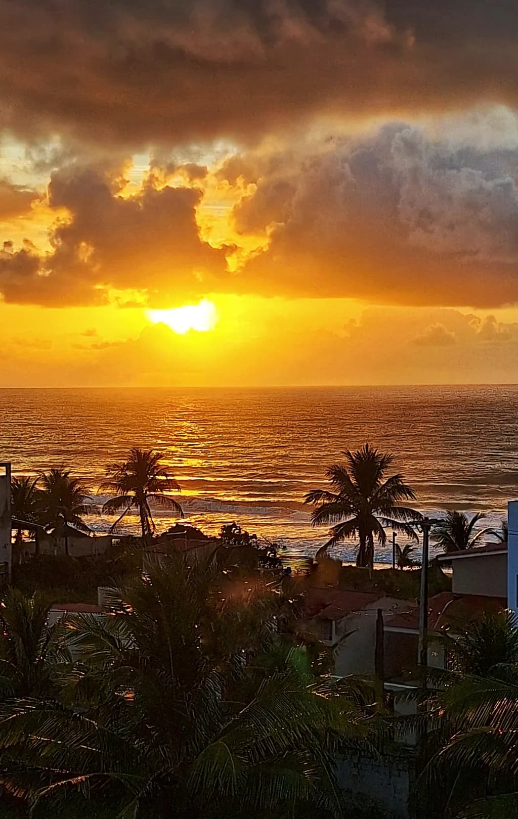 Ocean Dawn Glow