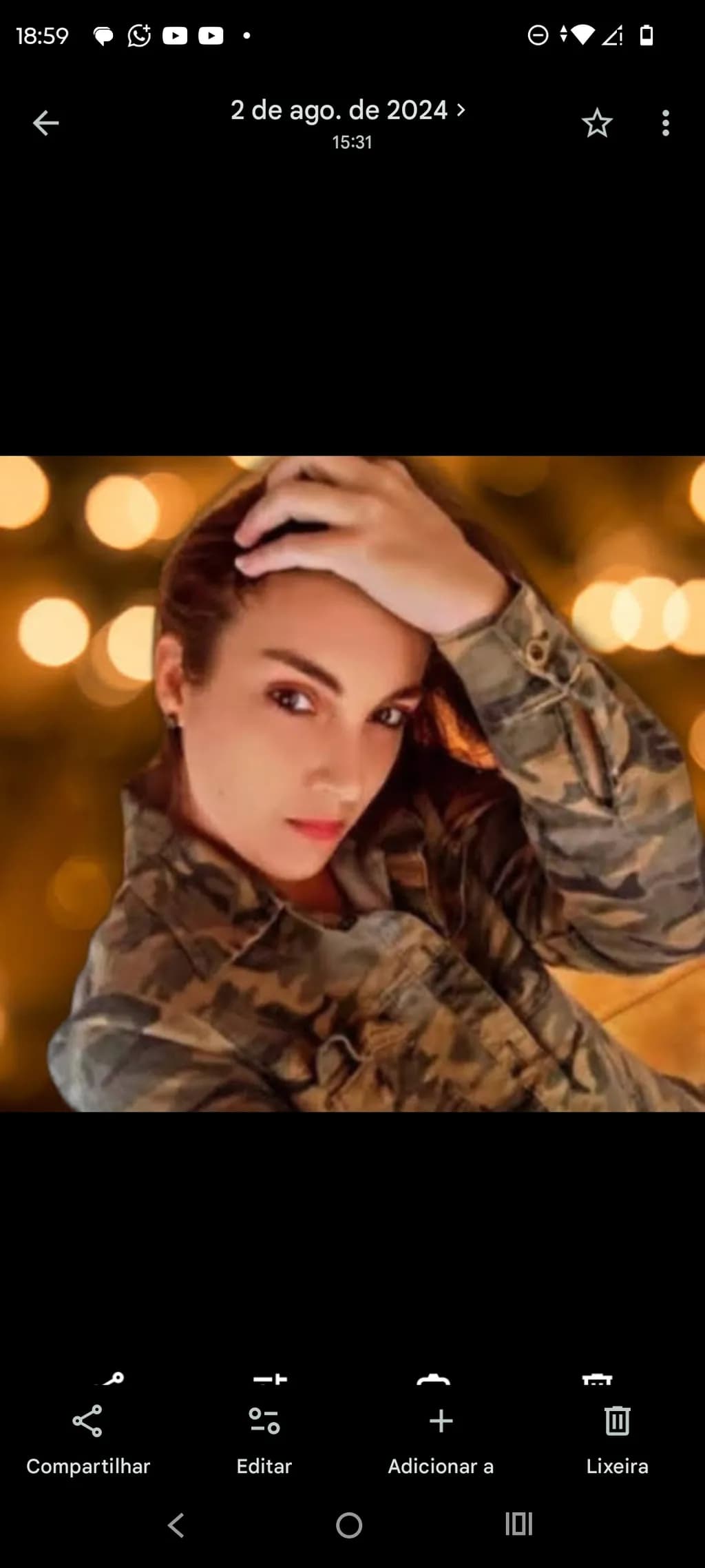 Camouflage Gaze