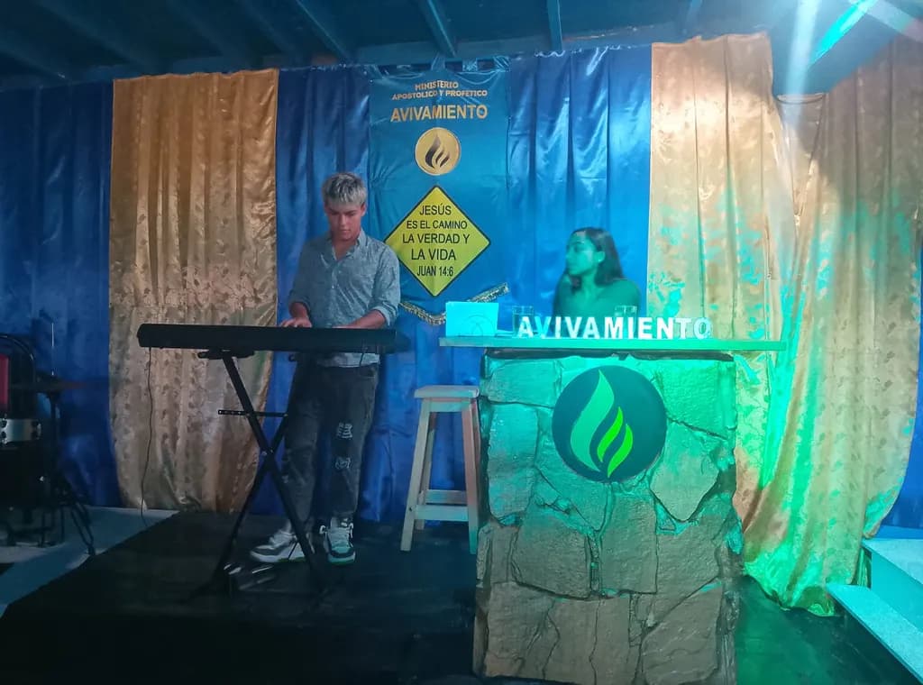 Avivamiento Stage Session