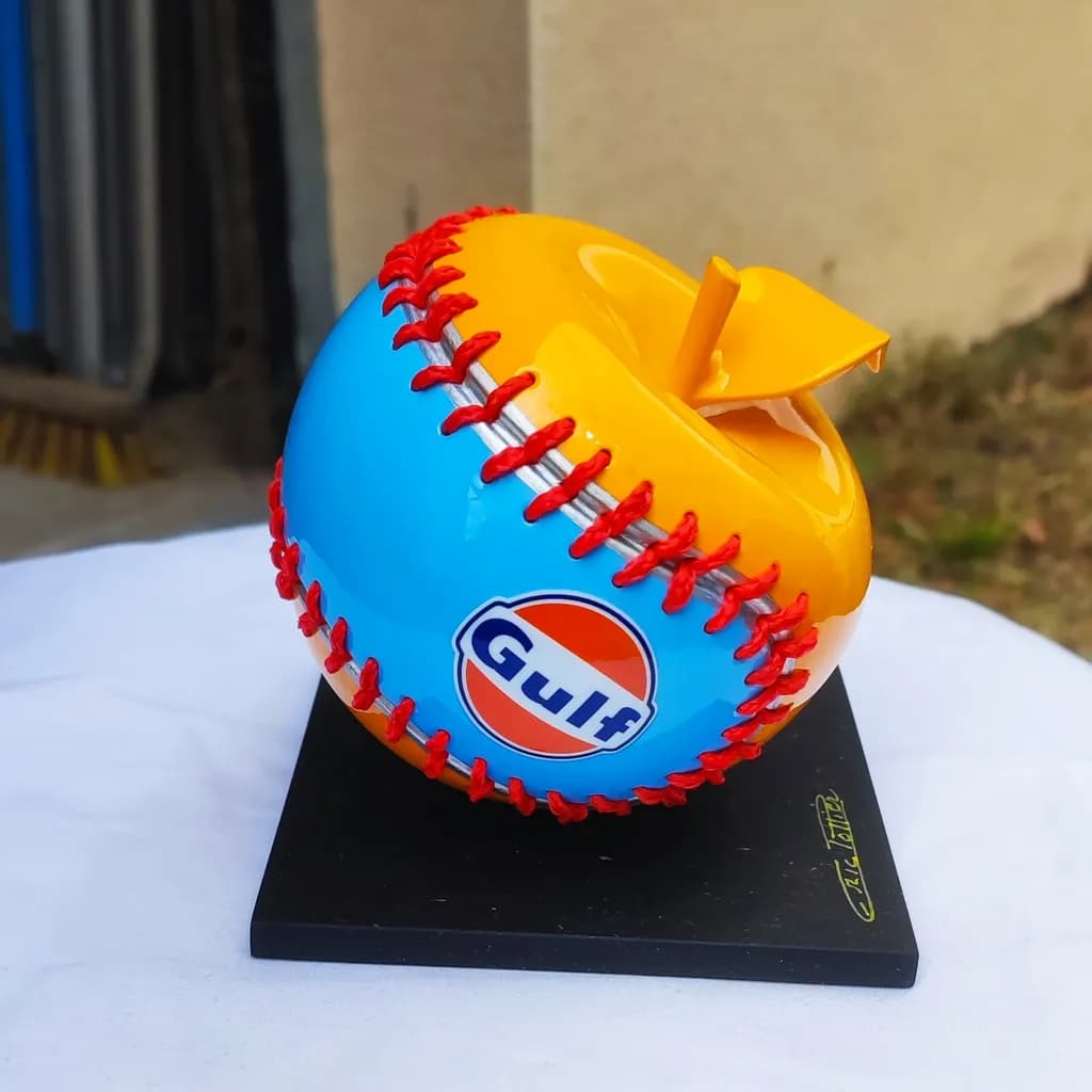 Gulf-Stitched Apple
