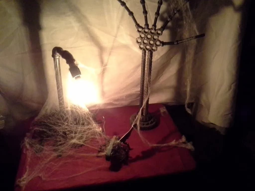 Cobweb Lamp