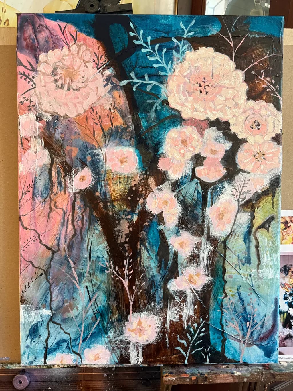 Expressive Floral Burst