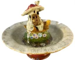 Mushroom Fountain Cottage