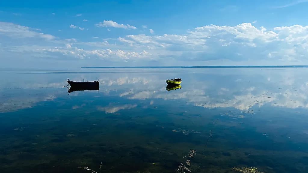 Chalupy Reflections