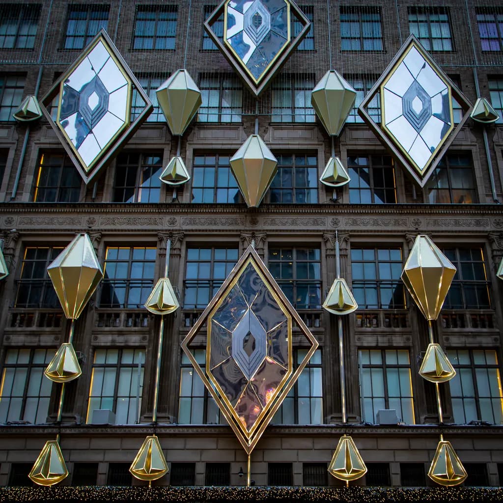 Saks 5th Avenue Reflections