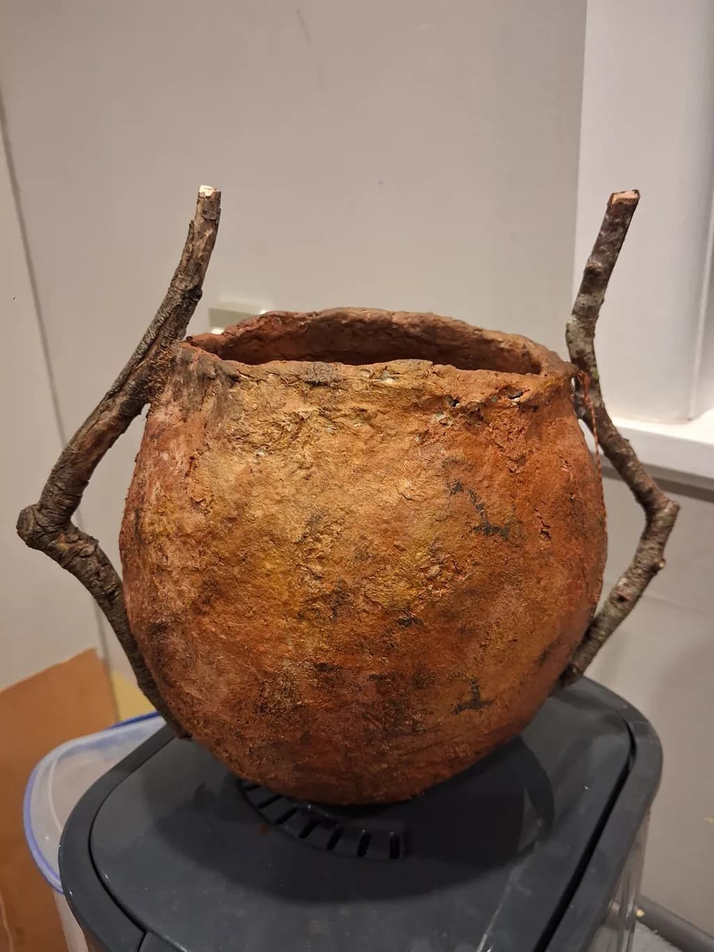 Papet clay Branch Vessel